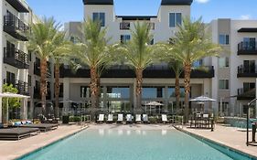 Premium One And Two Bedroom Apartments At Slate Scottsdale In Phoenix Arizona